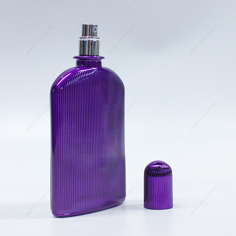 Custom capacity glass perfume bottle with lid