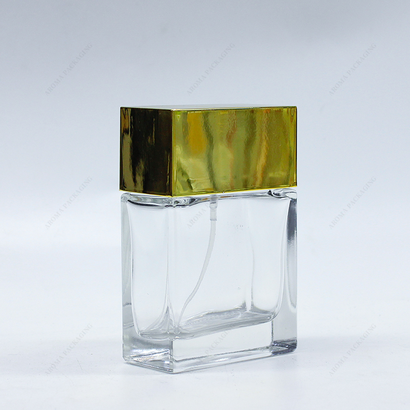 Flacon de parfum en verre carré transparent
