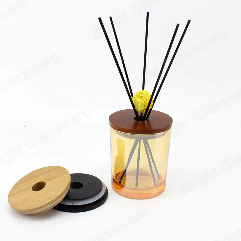 Top sell high quality reed diffuser glass bottle with wooden lid with hole and black sticks