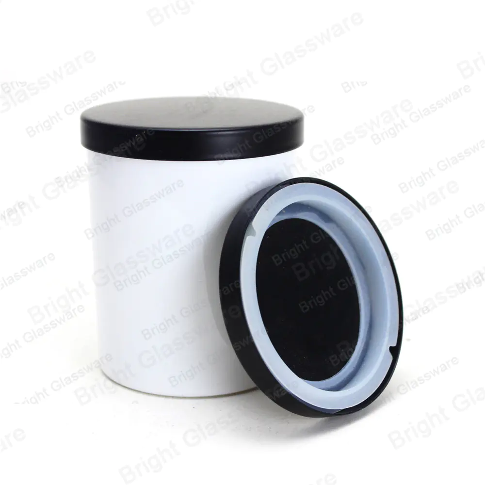 中国制造商小蜡烛杯哑光黑色金属铁盖硅胶圈