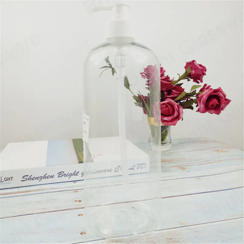 дешевая прозрачная пустая пластиковая бутылка объемом 1 л с насосом или триггерным распылителем для шампуня