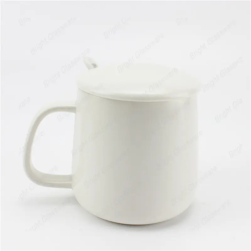 Top Sale 340ml té café taza de cerámica blanca con tapa y cuchara