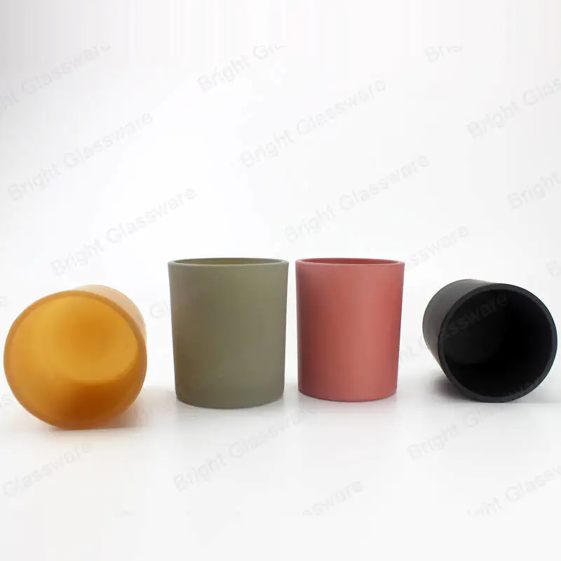 Pulvérisation personnalisée colorée ronde vide en verre mat bougeoirs pour la décoration