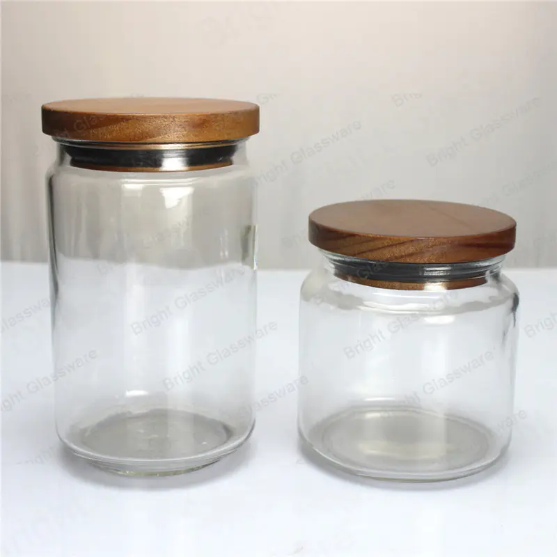 Pot d’apothicaire en verre transparent scellé avec couvercle en bois