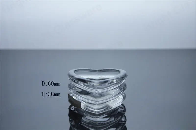 Candelabros de luz de té en forma de corazón de vidrio