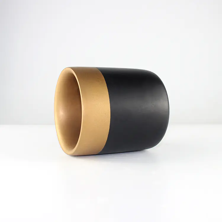 Diseño personalizado Oro mate Negro Porta velas de hormigón