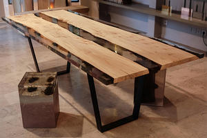 E01 River Wood Table