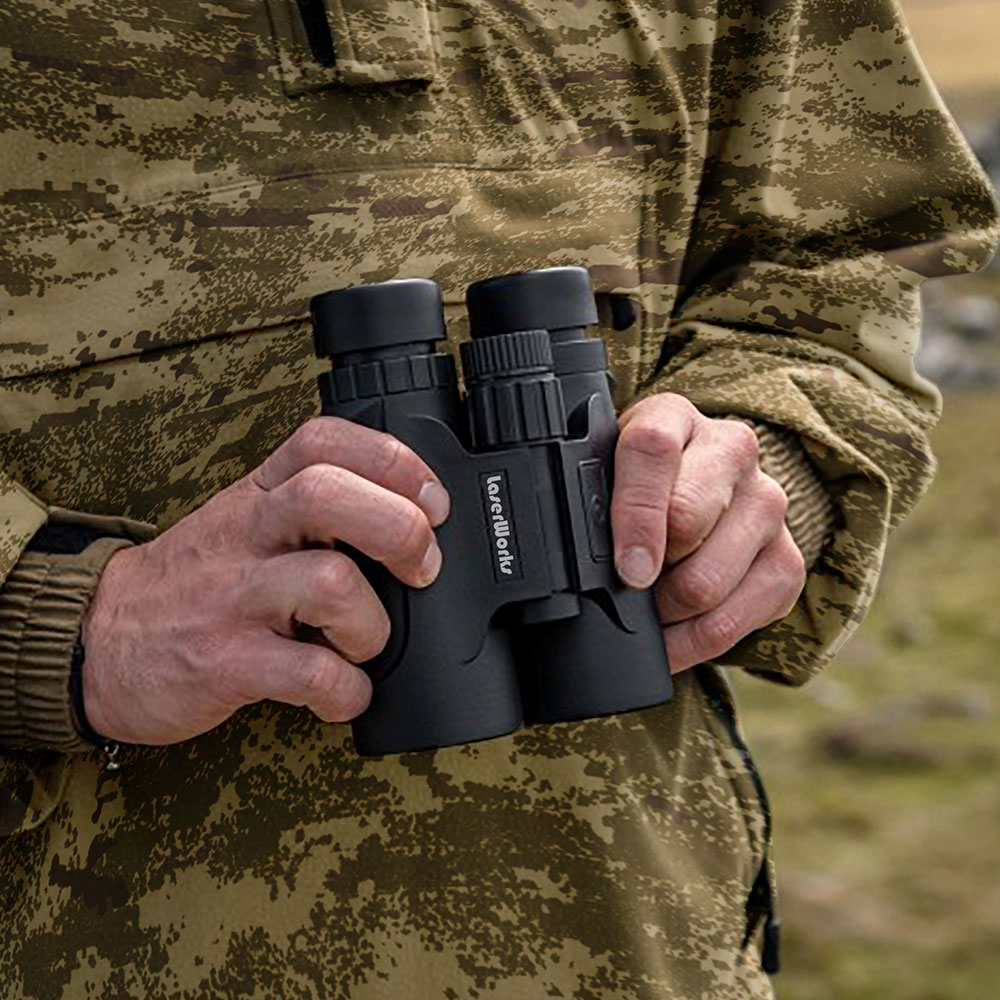 8x42 OLED Binocular rangefinders