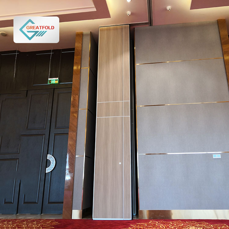 moveable partition wall