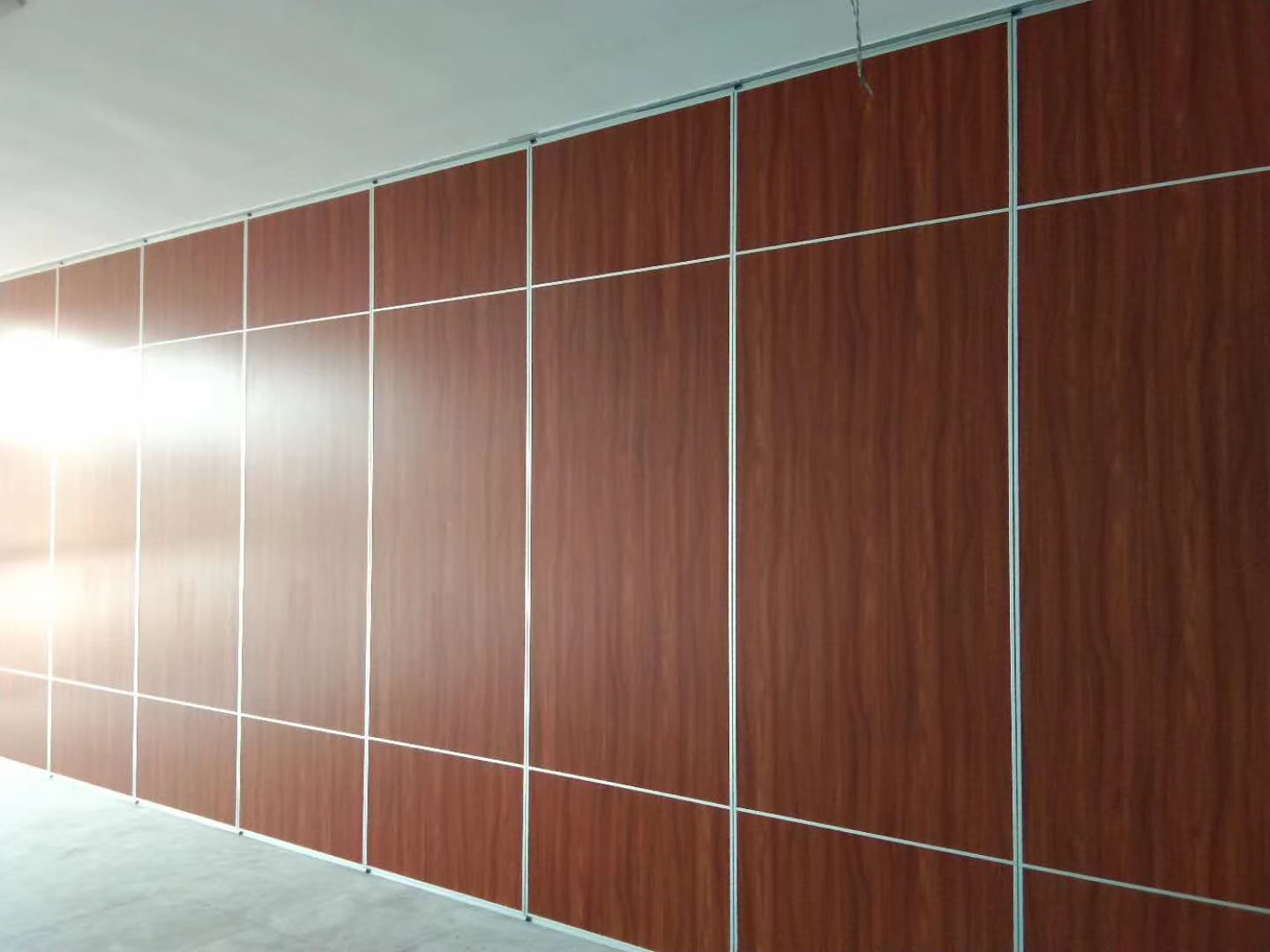 partition sliding wall