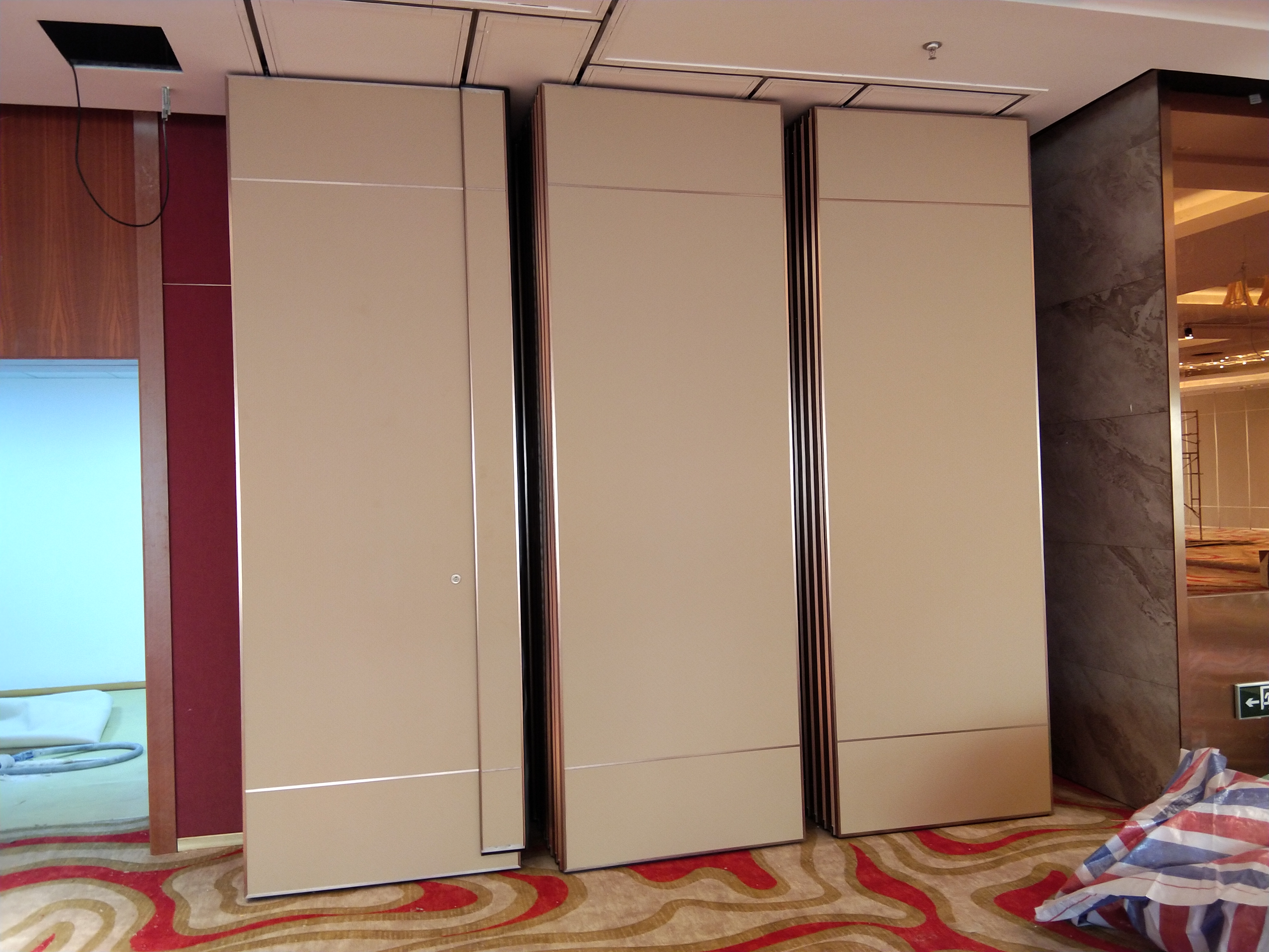 GLS-100 High soundproof movable wall partition