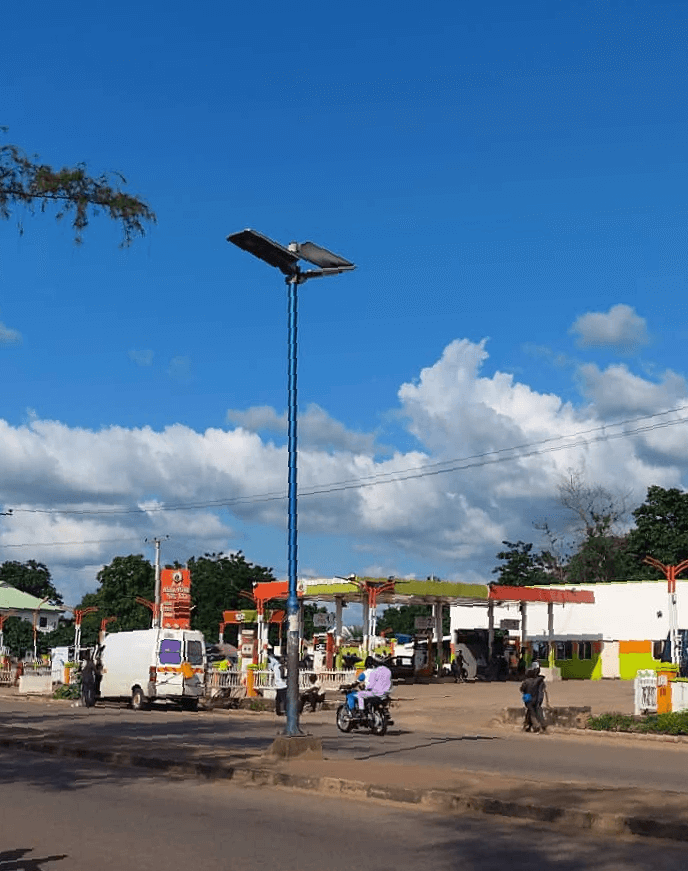 60W Foldable All-In-One Solar Street Light In Nigeria Africa