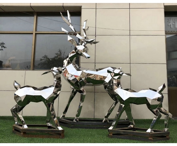 Metal deer sculpture
