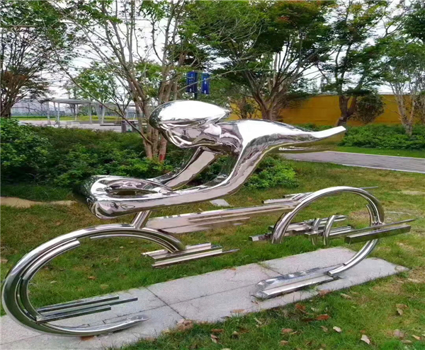 Metal Garden Sculptures