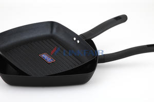 Aluminum Square Frypan with Phenolic Handle: A Culinary Essential