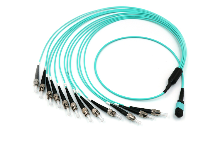 MPO Fiber Jumper|What is the difference between male and female MPO fiber patch cords? Which optical module is used?