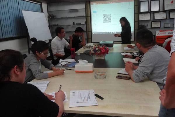 Corrosion Protection Experts Doctor Ding Deliver A Training to Utron People