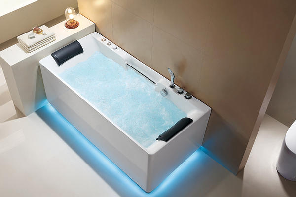  Massage Bathtub Acrylic Whirlpool Massage M1823