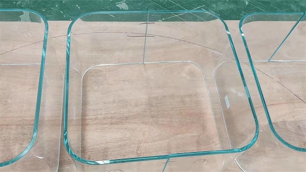 Irregular shape decorative 8mm 10mm 12mm 15mm ultra clear hot bending glass table