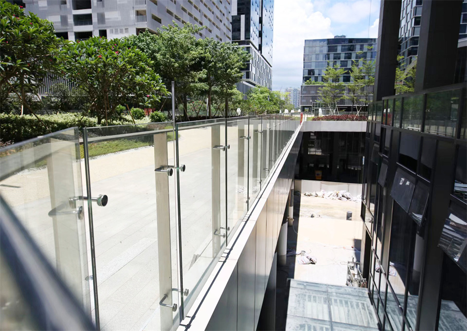 BTG Glass Products-Clear Tempered Laminated Glass for Balustrade with Handrail Glass