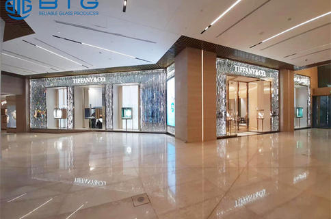 BTG project: Tiffany & Co.Salhia Complex in Kuwait adopts P6B’s three-layer SGP laminated anti-theft glass