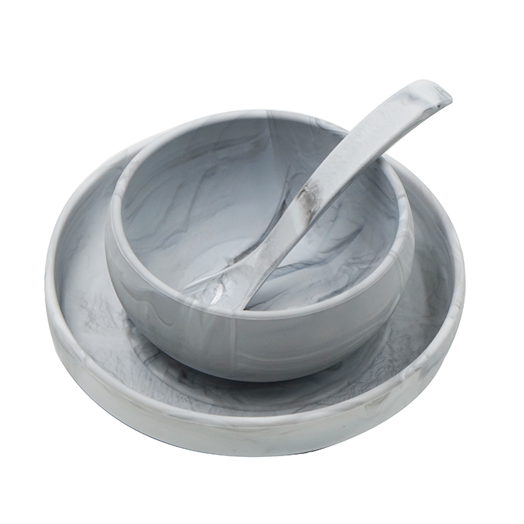 What are the characteristics of Silicone Utensils?