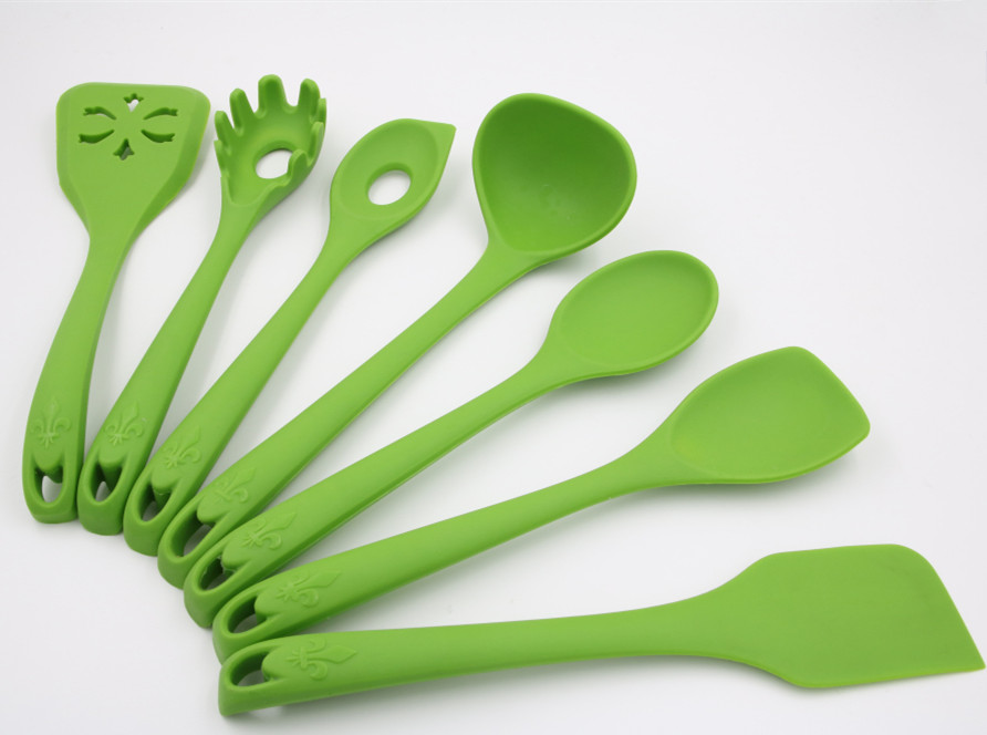 Get the Best of Both Worlds with Silicone Cooking Utensils that are Both Flexible and Sturdy