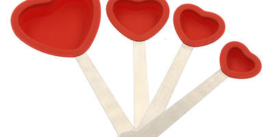 Why Choose Silicone Spoons Over Traditional Materials?