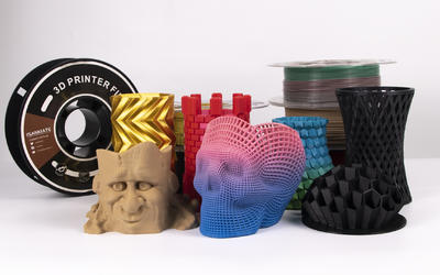 Esperienza di test di stampa 3D fai-da-te portapenne Filamento PLA 1,75 mm