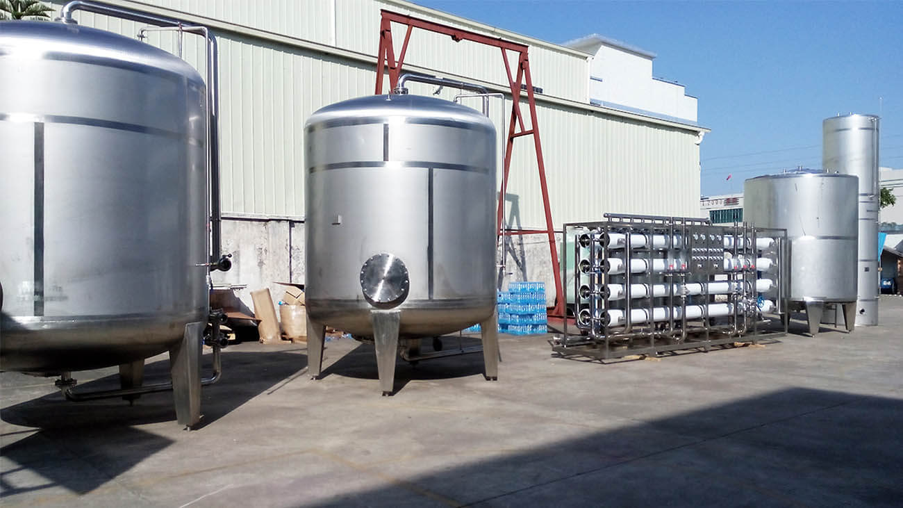 Équipement d’eau pure en acier inoxydable 30T-2