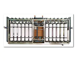 Veľký Uf systém Odsoľovací stroj na morskú vodu Ultrafiltračný stroj Na úpravu vody Odsoľovací filter slanej vody