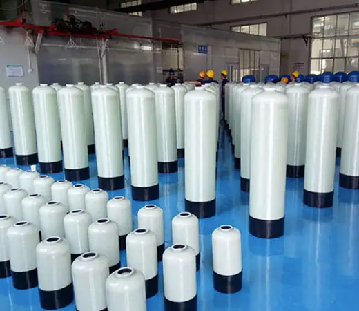 Système de filtration automatique d’adoucisseur d’eau pour le traitement de l’eau sous pression Frp Filtre à sable 1054 Frp Réservoir fabriqué en Chine