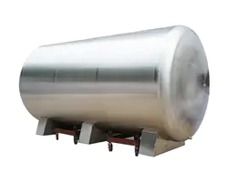 STARK 10T Хоризонтален резервоар за вода от неръждаема стомана от неръждаема стомана С стълба SS304 SS316L неръждаема стомана