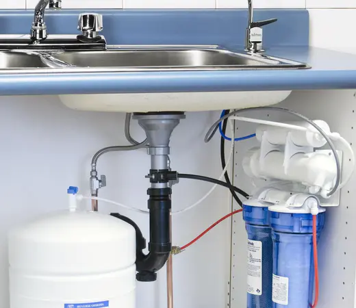 75GPD alkalinen käänteisosmoosi Kotitalouksien vedenpuhdistin 5-vaiheinen vedensuodattimen puhdistaja