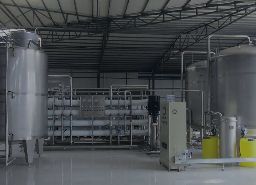 Ķīnas ražotājs reversās osmozes sistēma, Ro membrāna, nerūsējošā nerūsējošā ūdens tvertne, kārtridžu filtrs