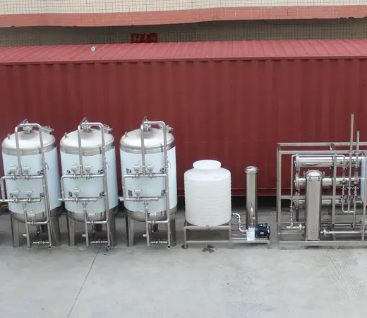 STARK priemyselné kontajnerové SYSTÉMY NA ČISTENIE RO Kontajnerizovaný systém reverznej osmózy chemickej vody
