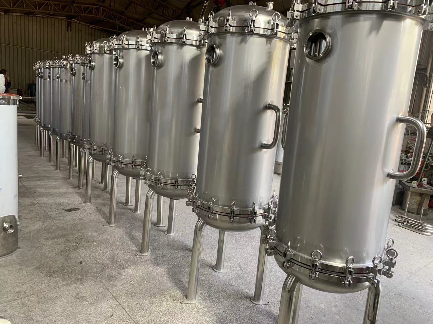 What are the advantages of customized filter tank?