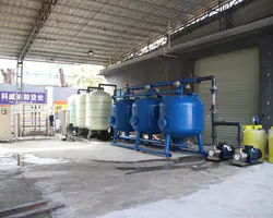 10T RO-system afsaltning Vandbehandling Fabriksforsyning Drikkevandsrensningsmaskine Omvendt osmoseudstyr