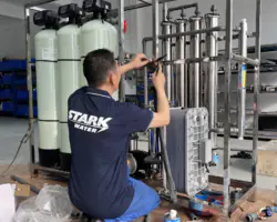 Oem / ODM Pabrik Air Minum Reverse Osmosis Sistem desalinasi air pemurnian desalinasi frp tangki keamanan kartrid filter mesin pengolahan air