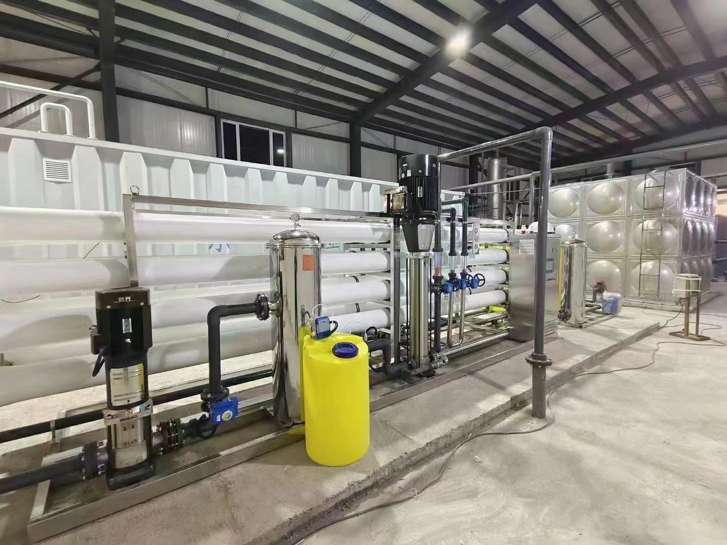 Revolutionizing Water Purification: The Ingenious 30T Reverse Osmosis FRP Equipment