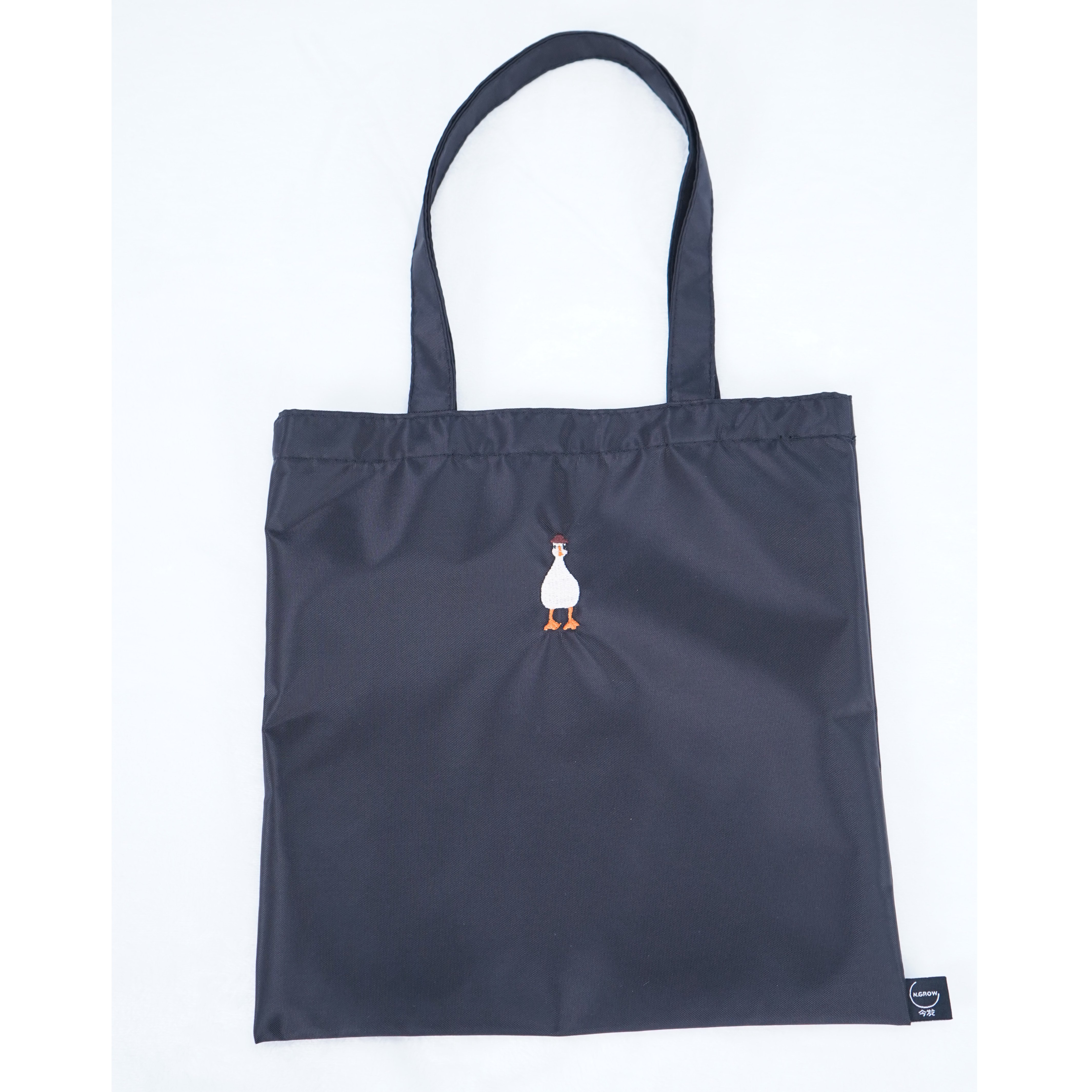Exploring the Versatile World of Nylon Polyester Tote Bags and Their Global Exporting Services