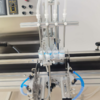 Nyeste lille farmaceutiske væskepåfyldningsmaskine højhastigheds hostesiruppåfyldningsmaskine