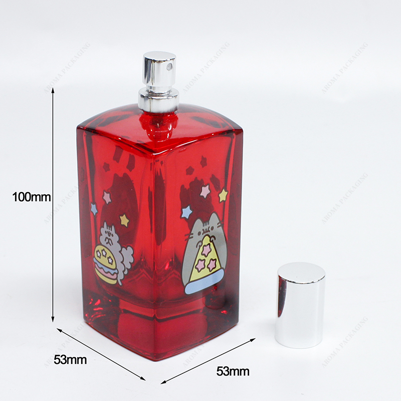 赤いガラス香水瓶