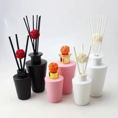 Factory Manufacturing Luxury Matte Black White Pink Glass Reed Diffuser Bottle