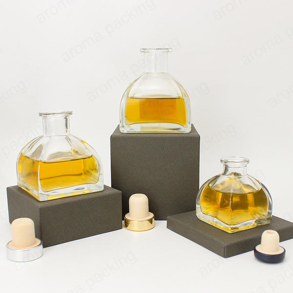 Household Decoration Luxury Custom Size Clear Quadrilateral Diffuser Bottle