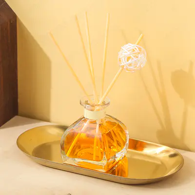 Custom Shape Luxury Diffuser Bottle For Fresh Air,Home Decoration,Social Occasions