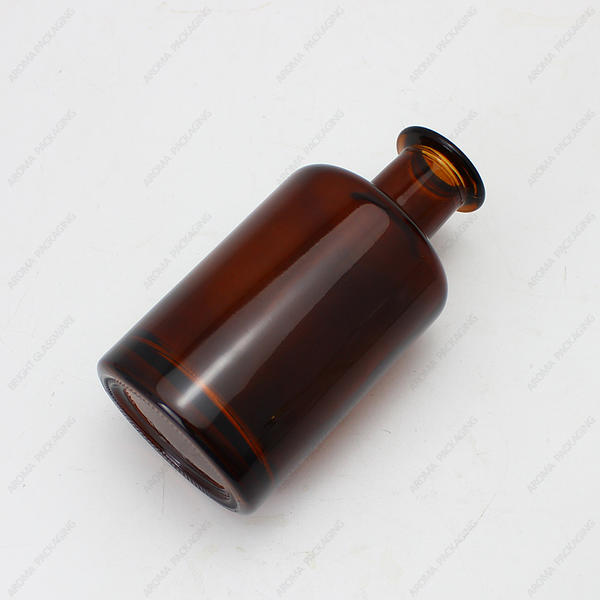 Luxury Straight Edge Clear Amber Round Diffuser Bottle With Lid And Rubber Plugs