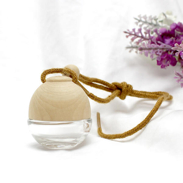 Wholesale The Newest Luxury Glass Car Diffuser Bottle With Bamboo Lid For Fresh Air
