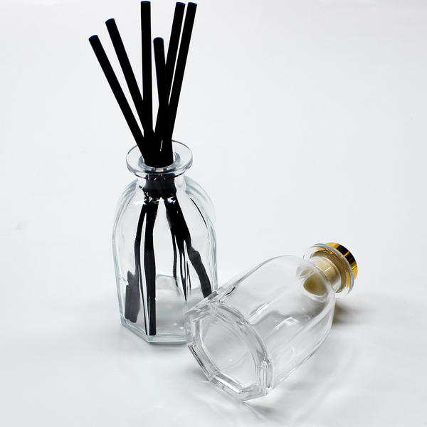 New Style 200ml Luxury Octagonal Diffuser Bottle With Rubber Stopper And Other Candle Jar