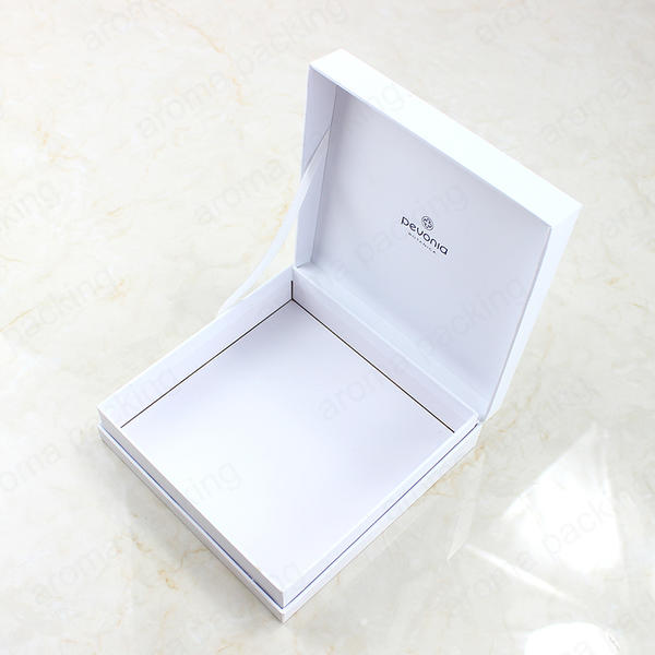 Wholesale Small Delicate Gift Box,White Boxes for Gifts, Paper Wedding Favor Boxes
